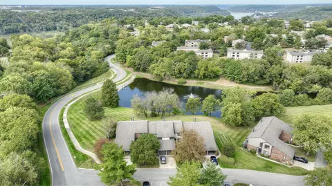 View/Area - 4050 Edgelake Ct, Villa Hills, KY 41017 photo 9 of 11