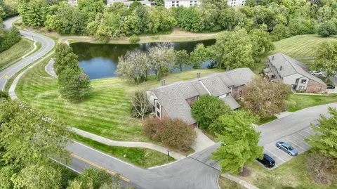 View/Area - 4050 Edgelake Ct, Villa Hills, KY 41017 photo 8 of 11