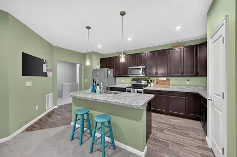 Kitchen - 1369 Rubyhill Ln, Florence, KY 41042 photo 5 of 6
