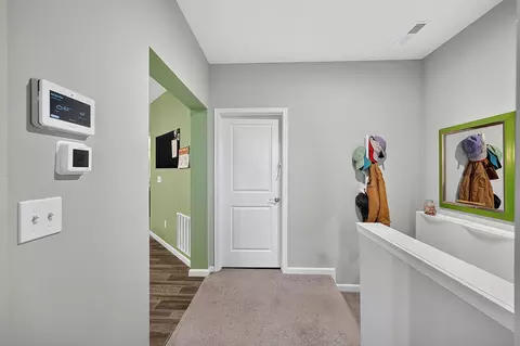 Entry Way - 1369 Rubyhill Ln, Florence, KY 41042 photo 3 of 3