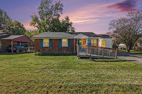 6125 Corinth Way, Louisville, KY 40219