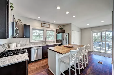 Kitchen - 1812 Monroe St, Covington, KY 41014 photo 1 of 3