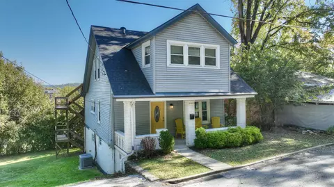 Exterior - 1812 Monroe St, Covington, KY 41014 photo 3 of 10