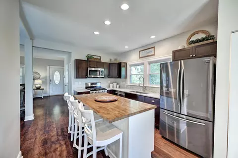 Kitchen - 1812 Monroe St, Covington, KY 41014 photo 2 of 3
