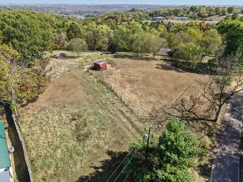 3426 Alexander Rd, Demossville, KY 41033