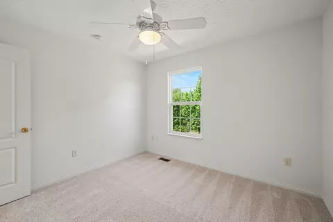 Bedroom - 708 Ackerly Dr, Independence, KY 41051 photo 9 of 13