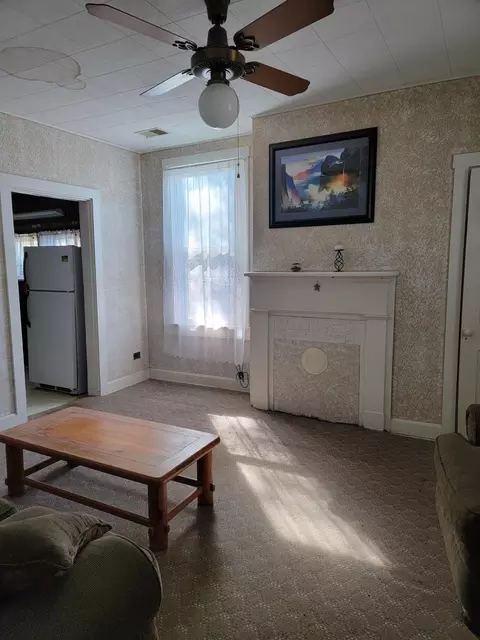 Living - 608 E 2nd St, Augusta, KY 41002 photo 1 of 1