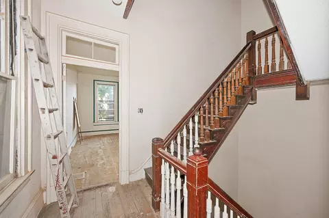 Entry Way - 808 Greer St, Covington, KY 41011 photo 7 of 11