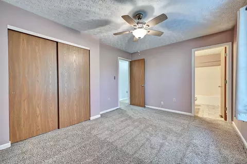 Bedroom - 2524 Evergreen Dr, Covington, KY 41017 photo 2 of 8