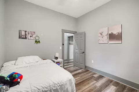 Bedroom - 121 E Martin Luther King Jr Blvd, Covington, KY 41011 photo 9 of 9