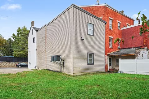Exterior - 121 E Martin Luther King Jr Blvd, Covington, KY 41011 photo 4 of 5