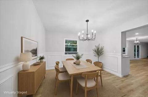 Dining - 807 Valley Trails Dr, Villa Hills, KY 41017 photo 2 of 2