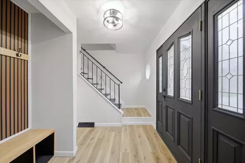 Entry Way - 807 Valley Trails Dr, Villa Hills, KY 41017 photo 1 of 3