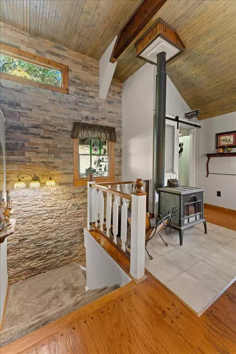 Entry Way - 2268 Rust Dr, Taylor Mill, KY 41015 photo 7 of 13
