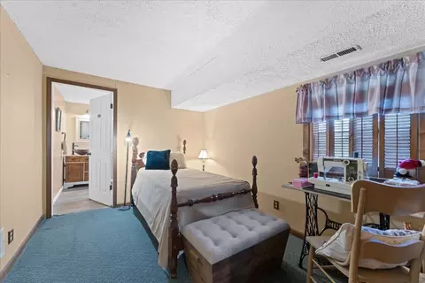 Bedroom - 2268 Rust Dr, Taylor Mill, KY 41015 photo 6 of 6