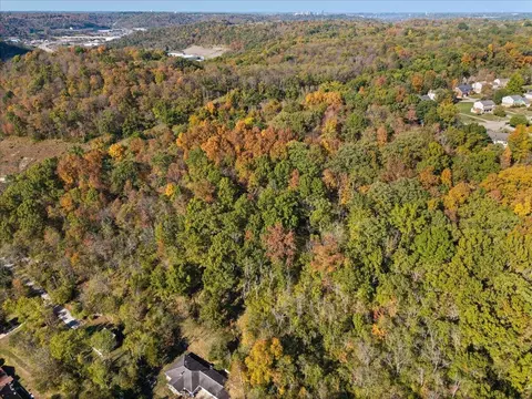 View/Area - 2268 Rust Dr, Taylor Mill, KY 41015 photo 4 of 7
