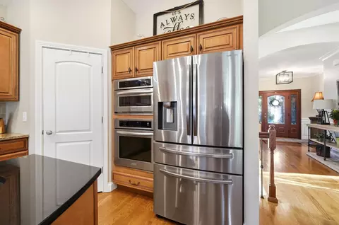 Kitchen - 60 Arcadia Ave, Lakeside Park, KY 41017 photo 3 of 6