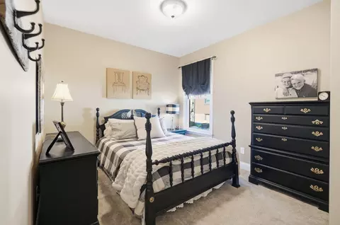 Bedroom - 60 Arcadia Ave, Lakeside Park, KY 41017 photo 2 of 3
