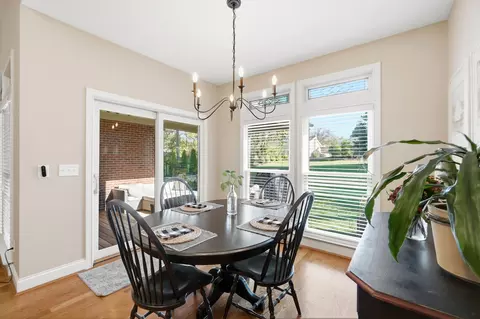 Dining - 60 Arcadia Ave, Lakeside Park, KY 41017 photo 2 of 2
