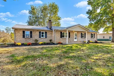 290 Vallandingham Rd, Dry Ridge, KY 41035