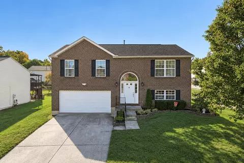 2 S Brushwood Ct, Alexandria, KY 41001