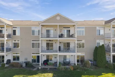 Exterior - 323 Skyview Ct, Ludlow, KY 41016 photo 6 of 6