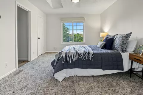 Bedroom - 101 Spindletop Ct, Crestview Hills, KY 41017 photo 1 of 4