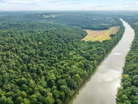 1404 Trailer Rd, Calhoun, KY 42327