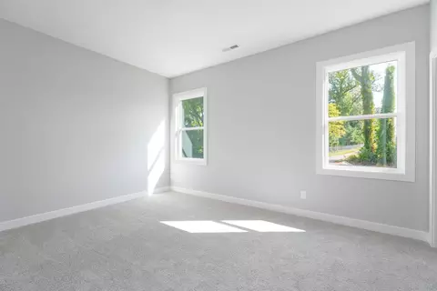 Bedroom - 570 Alabaster Ln, Owensboro, KY 42301 photo 1 of 9