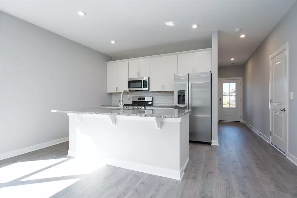 Entry Way - 570 Alabaster Ln, Owensboro, KY 42301 photo 1 of 1