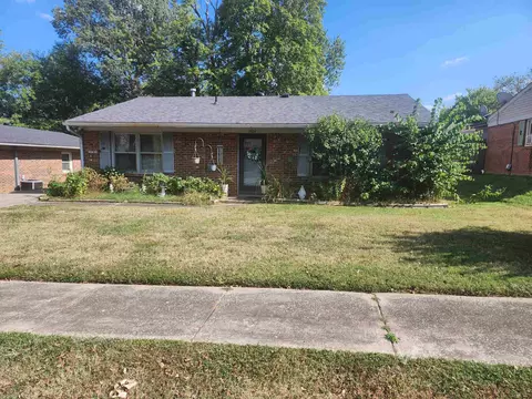 2824 Blueberry Ln, Utica, KY 42376