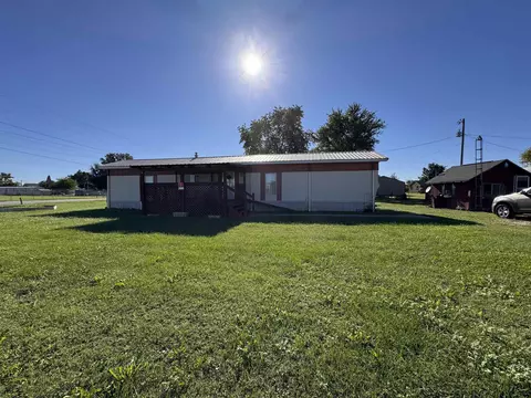 25 Market St, Lewisport, KY 42351