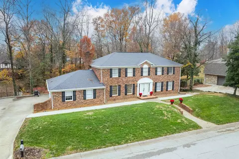 4130 Hunting Creek Dr, Owensboro, KY 42303