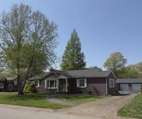2004 Robin Rd, Owensboro, KY 42301