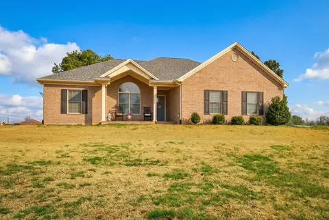 3225 S Hampton Rd, Philpot, KY 42366