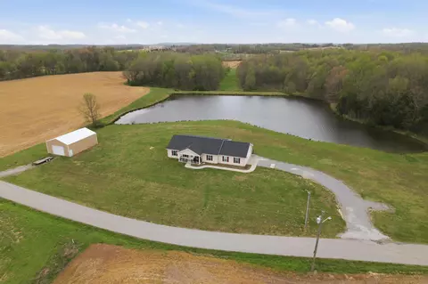 201 Oost Rd, Utica, KY 42376