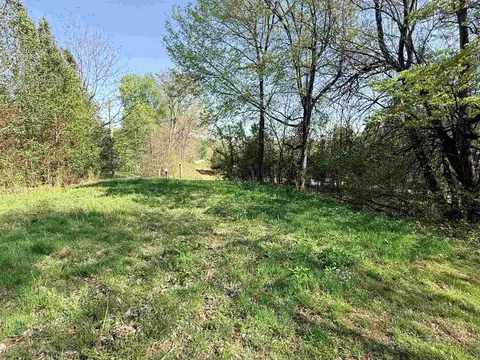 4130 Medley Dr, Owensboro, KY 42301