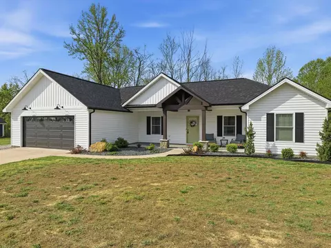 1245 Indian Lake Dr, Hawesville, KY 42348
