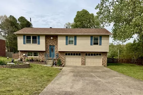 3941 Locust Hill Dr, Owensboro, KY 42303