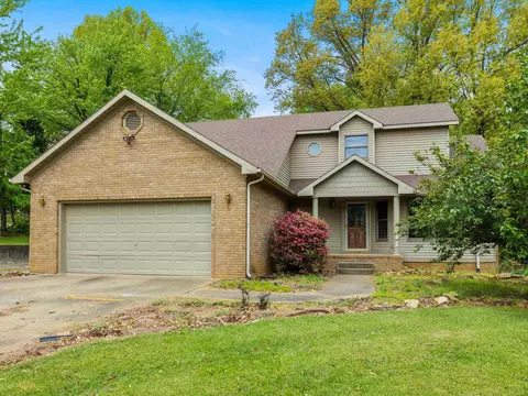 1835 Hacienda Ln, Owensboro, KY 42303