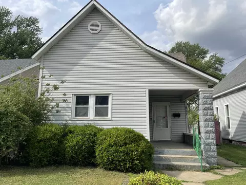 911 W 2nd St, Owensboro, KY 42301