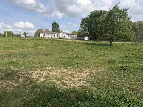 2945 Moseley Rd, Utica, KY 42376