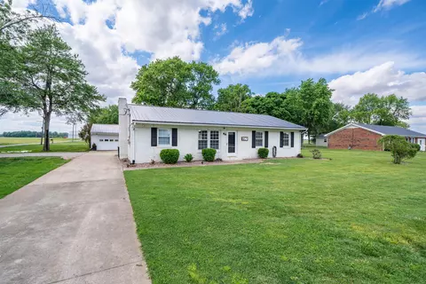 7741 Barnett Rd, Owensboro, KY 42301