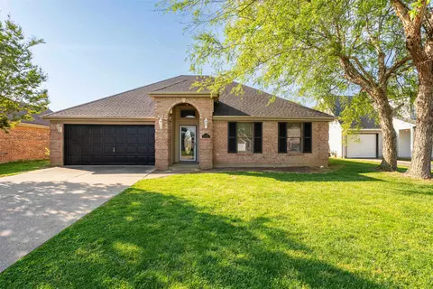 2530 Lake Shore Pointe, Owensboro, KY 42301