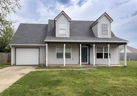2536 Lake Shore Pt, Owensboro, KY 42301