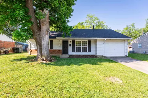2200 Dickey Dr, Owensboro, KY 42301