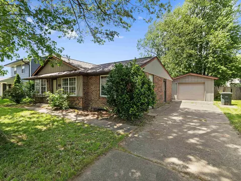 4116 Fogle Dr, Owensboro, KY 42301