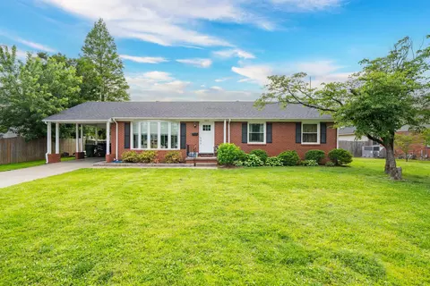 2816 Royal Dr, Owensboro, KY 42301