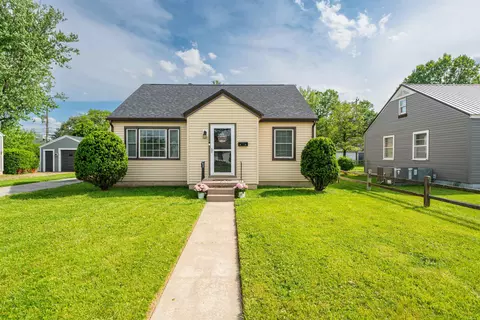 1824 Sunset Dr, Owensboro, KY 42301