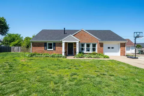 2261 Hoop Junior Ct, Owensboro, KY 42301